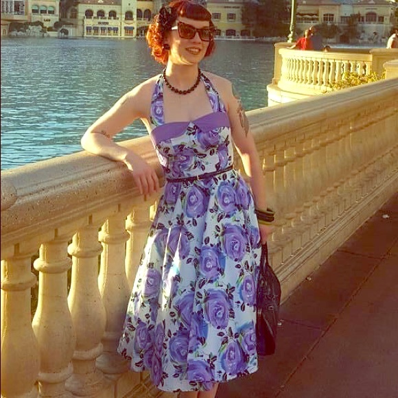 Bettie Page Bella Rosa Swing Sundress - Picture 2 of 8